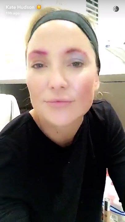 Kate Hudson Let Her Son Do Her Makeup And The Results Are Must See