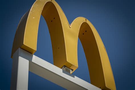 McDonald S Sued By Byron Allen For 10 Billion In Race Discrimination