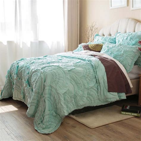 Anthropologie Rivulets Quilt Beautiful Bedding Sets Comforter
