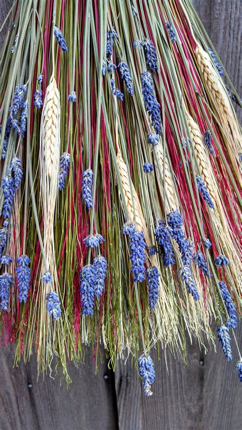 The Original Broomcorn Johnnys Wheat And Lavender Broom