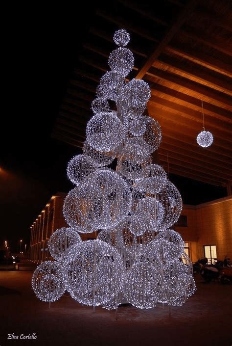40 Stunning Outdoor Christmas Lights Decoration Ideas Luces Navidad