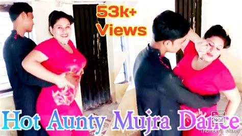 Hot Aunty Mujra Dance Ll Mast Desi Aunty Dance Ll Aunty Mujra Village Dance Mms Ll Murad Dance
