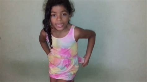 Related to ok menina dancando. Menina dançando loka- (Simone e somara)😎 - YouTube