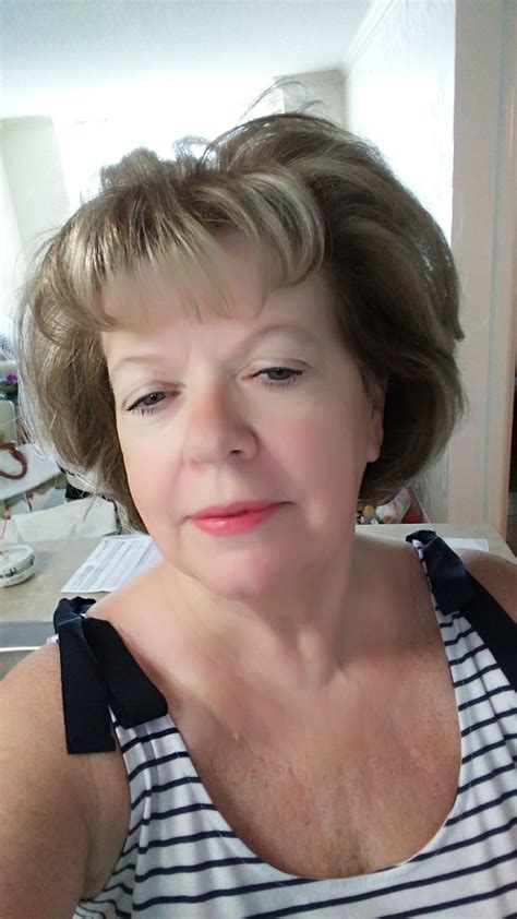 Woodbury Older Women Carole Sailor Attractive Stunning Skin Lady Quick