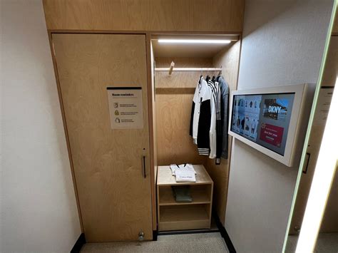 Amazon Has A Real World Fitting Room And It Makes Me Want To Shop Cnet