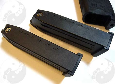 Looking for the definition of ksc? いつまでも少年のままで UMAREX H&K USP.45（system7） マガジンの注入バルブを KSC純正に…