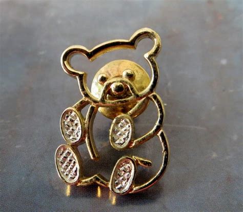 Avon Teddy Bear Lapel Pin1980s Avon Jewerly Avon Bear Pin