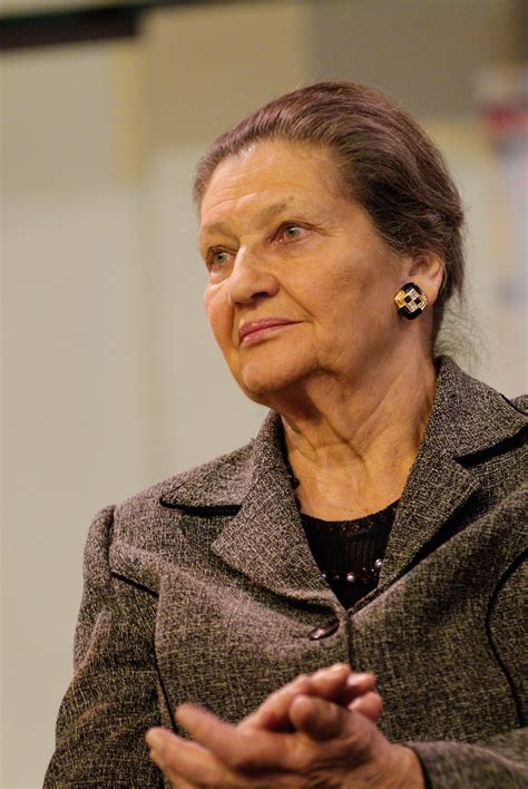 Simone veil was a survivor of auschwitz from where only her and her two sisters came back. File:Simone Veil, gymnase Japy 2008 02 27 n4.jpg ...