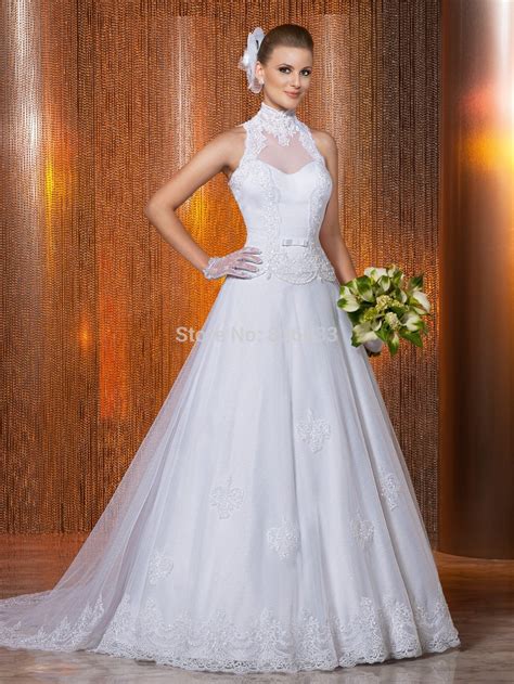 Royal Princess Style White Lace And Tulle Wedding Dress