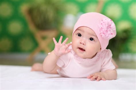 Discover and share the most beautiful images from around the world. Cute Baby Smiling Funny Images Pictures HD Photoshoots