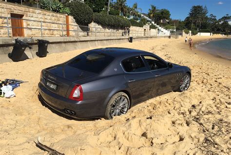 Maserati Quattroporte Gets Bogged On Sydney Beach Performancedrive