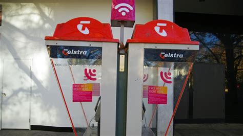 telstra fined 300k for breaching customers privacy