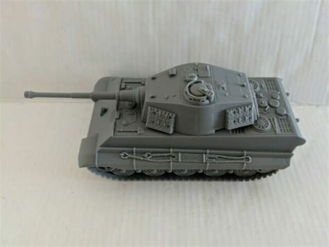 Bmc Wwii Gray German King Tiger Toy Tank 1 32 Scale For 54mm Army Men