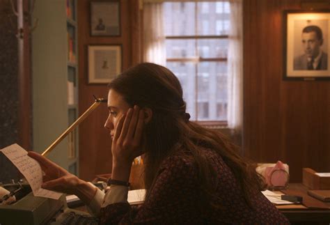A college grad takes a clerical job working for the literary agent of the renowned, reclusive writer j.d. My Salinger Year: Margaret Qualley in una scena del film ...