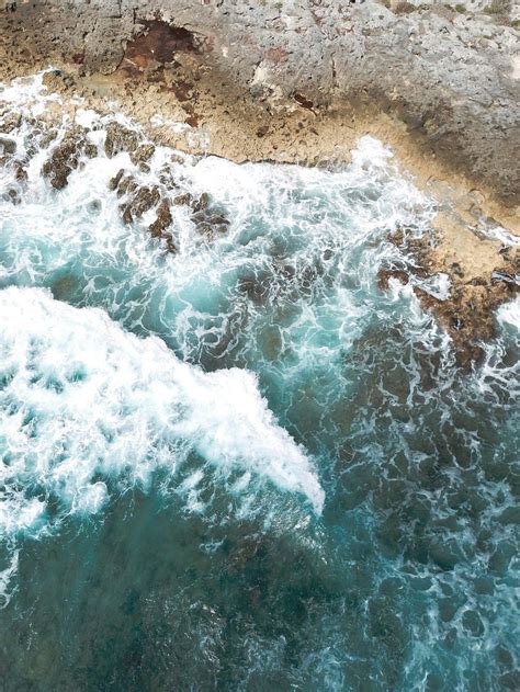 Ocean From Above Pictures Download Free Images On Unsplash
