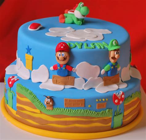 It has zoom and rotate viewing tools to make building easier, suggests other creative ways to build and play, and is a safe forum to share ideas with friends. Mario Cakes - Decoration Ideas | Little Birthday Cakes