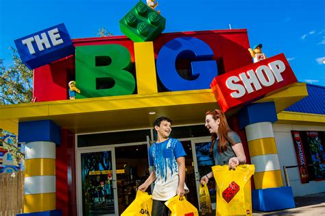 Big Shop Legoland California Resort