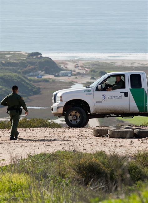 Border Patrol Agents Patrol San Diego Border Sector Flickr