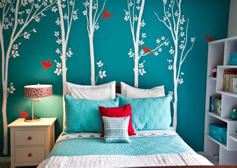Tidak semestinya katil perlu disandarkan pada dinding. 20 Idea Hiasan Dalaman Bilik Tidur Anak Perempuan Yang Menarik