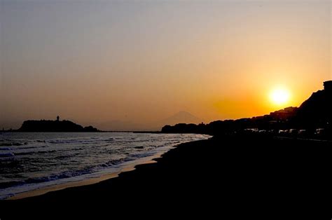 稲村ヶ崎から七里ガ浜へ夕日を眺めサンセット散歩 | 湘南・鎌倉ぶらぶらネット