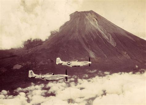 Mt Fuji Japn Occupation Forceadjcroppedrs P 51s Passing Flickr