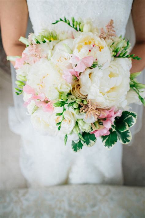 25 Breathtaking Wedding Bouquets Youll Want To Steal