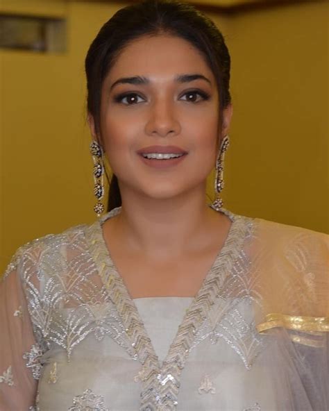 pin by eishan khan on pakistani actress pakistani bridal makeup wedding dress pictures dress