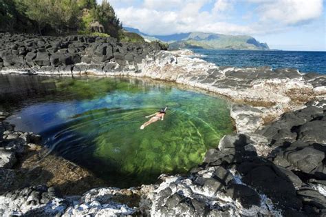 Top Secret Swimming Holes Around The World Queens Bath Kauai Hawaii