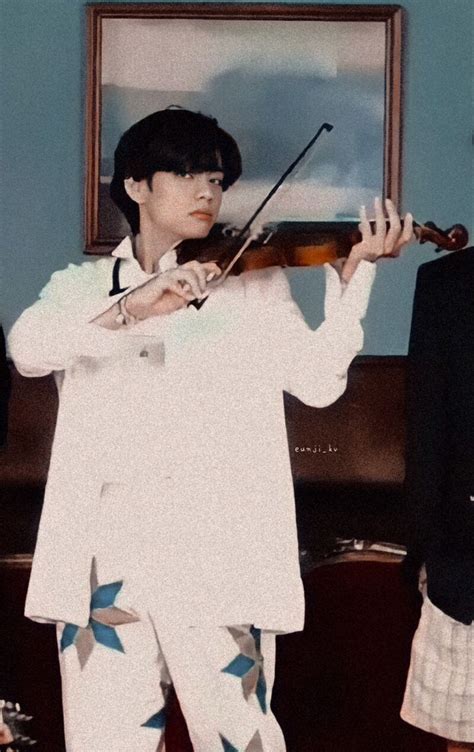 K Pop Babe Band BTS Taehyung And Violin Performance