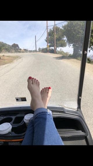 My Wifes Sexy Feet Rwifesfeetclub