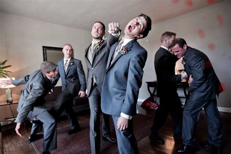 Look Groomsmen Get Goofy In Wedding Photo Groomsmen Photos Funny