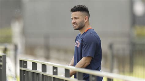 Jose Altuve Overcame His Shyness Let Reporters See His Tattoo
