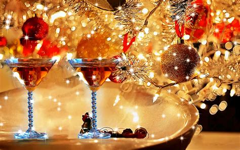 Download Christmas Glass Of Wine Hd Wallpaper For Laptop Mobile