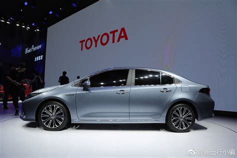 2020 Toyota Corolla Hybrid Sedan Profile