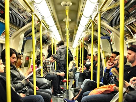 Handy Guide To The London Underground Hellotickets