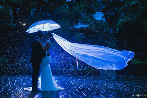 6 Tips For Incredible Rainy Day Wedding Photos