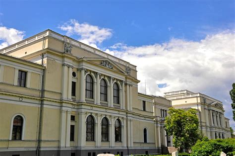 Besuchen National Museum Of Bosnia And Herzegovina