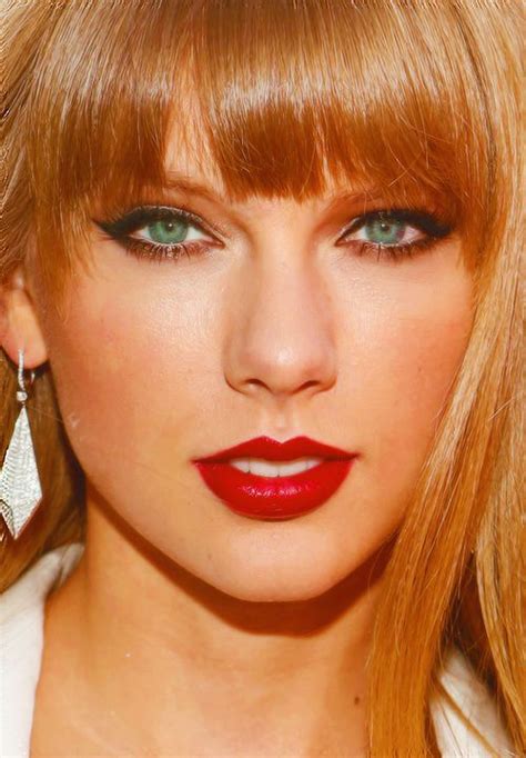 Love Her Makeup Here Taylor Swift Taylor Swift Music Beauty