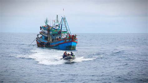 Tni Al Kembali Tangkap Tujuh Kapal Ikan Asing Berbendera Vietnam Di