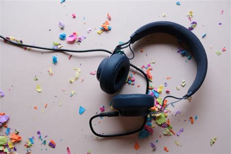 Reading With Your Ears A Guide To Getting Started With Audiobooks