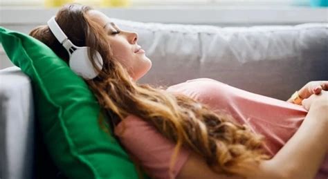 8 Incredible Benefits Of Listening To Classical Music