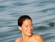 Naked Rebecca Loos Added By Momusicman