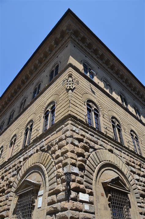 Palazzo Medici Riccardi 15th Cent Detail Of Exterior 6 Flickr