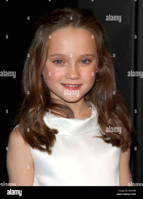 Isabelle Allen Isabelle Allen Ten Year Old Star Tom Redaktionelles Stockfoto Stockbild