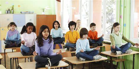 Yoga In Schools Phys Ed For The 21st Century Huffpost