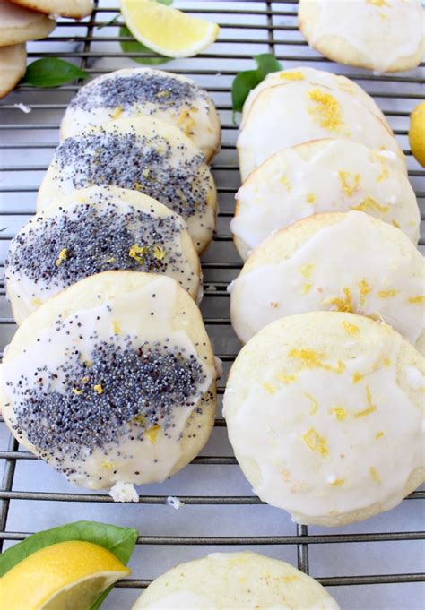 Crispy on the bottom and fluffy in the center i swear it almost feels like christmas time is around the corner, especially with this gloomy, chilly weather madness. Lemon Ricotta Cookies Recipe - Ciao Florentina