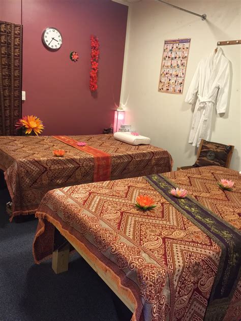 thai smile massage find and review asian massage