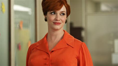 Mad Mens Joan Holloway Check Out Her Style Evolution