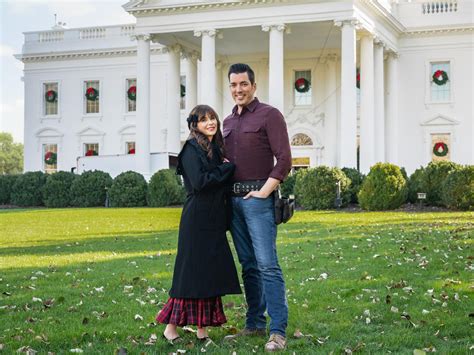Jonathan Scott And Zooey Deschanel To Host Hgtvs Annual White House