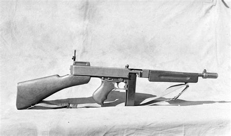 Ww2 Photo Wwii Us M1928 Thompson Submachine Gun World War Two Weapon